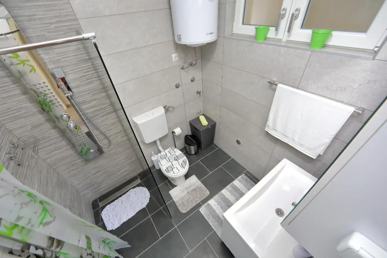 Apartments Nikić Bibinje