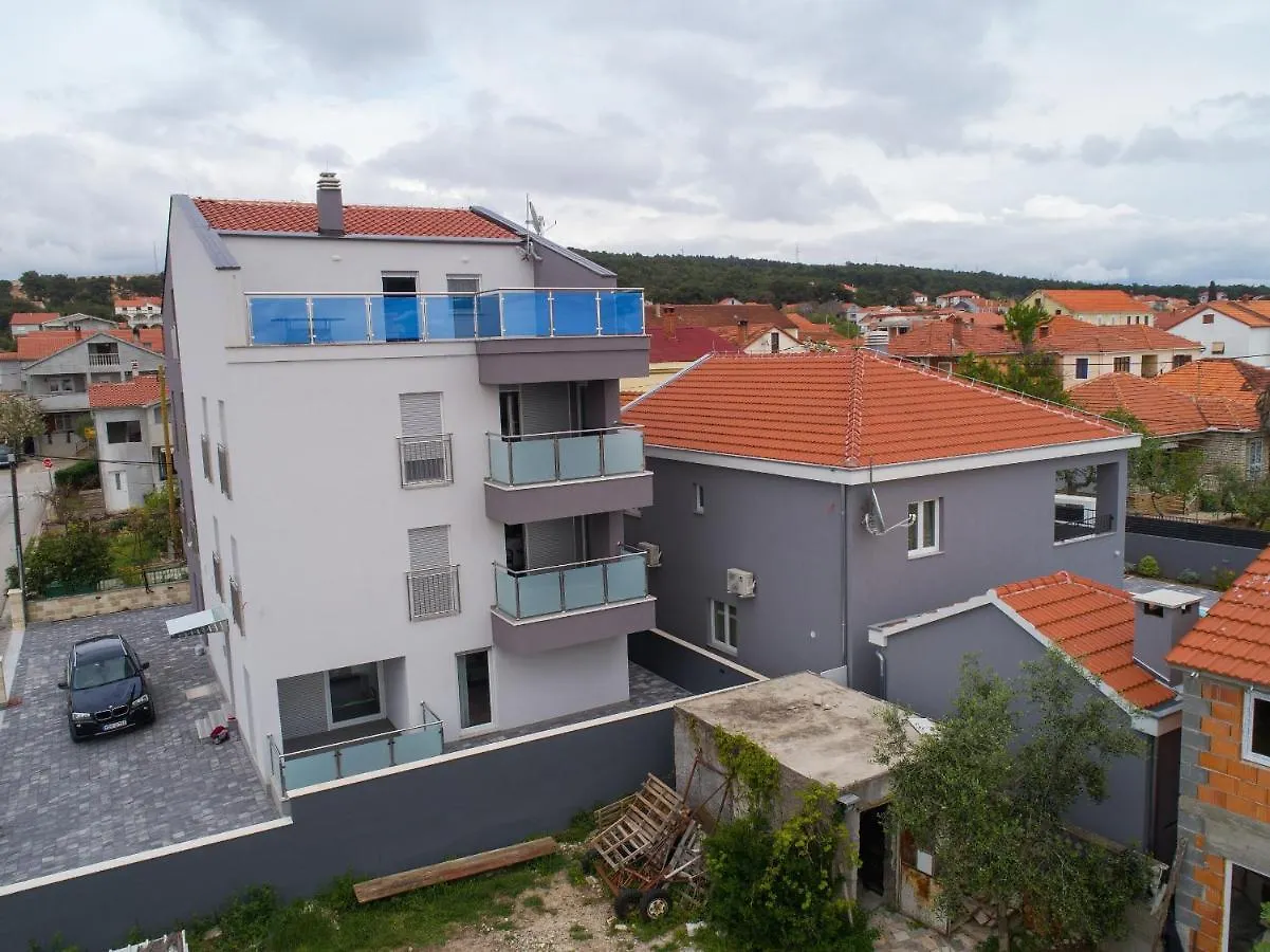 Apartments Nikić Bibinje